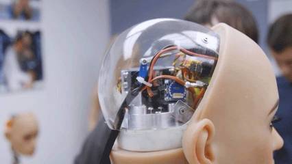 AI性感女友可以定制了！探秘機器人玩偶工廠的人工智能行業應用系統集成服務